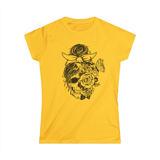 Floral Skull Women's Tee - Boho Chic Graphic T-Shirt for Everyday Style